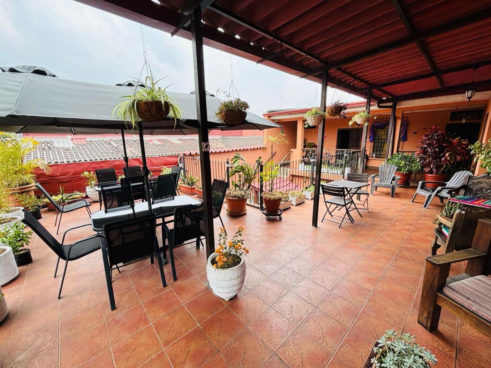 Hotel Chilero Y Cafe Antigua Екстериор снимка