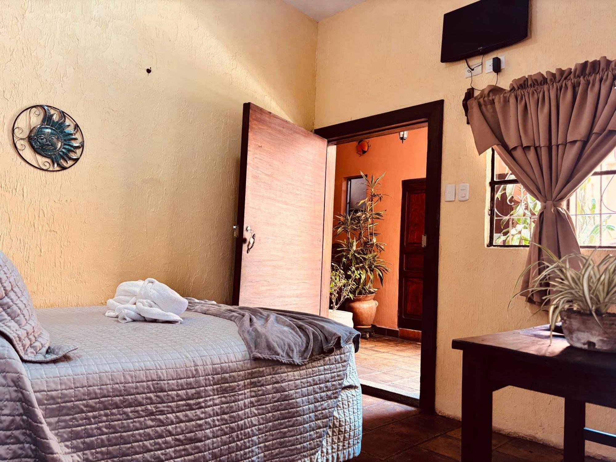 Hotel Chilero Y Cafe Antigua Екстериор снимка